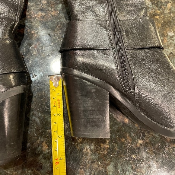 Steve Madden Tall Black Leather Boots - Picture 8 of 9